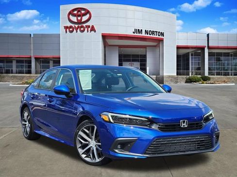 Used 2023 Honda Civic Touring image 1