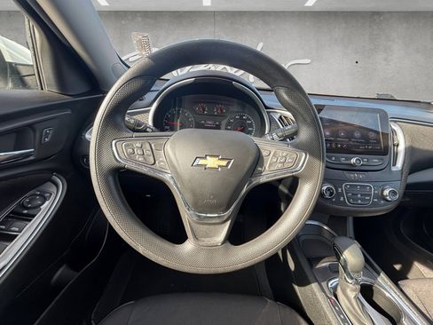 Used 2023 Chevrolet Malibu LT image 21