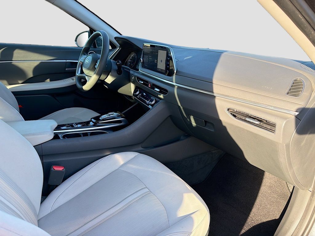 Used 2023 Hyundai Sonata SEL FWD image 29