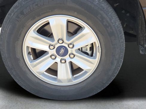 Used 2019 Ford F150 XLT image 19