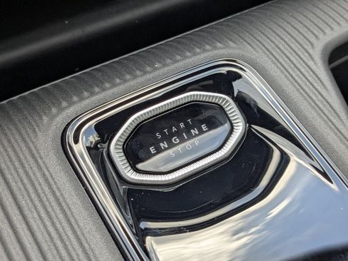 New 2026 Jeep Cherokee Limited image 23