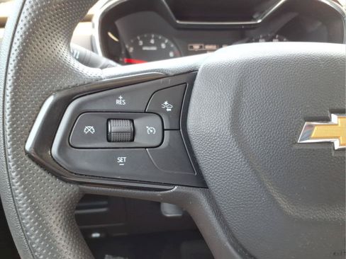 Used 2023 Chevrolet TrailBlazer LT FWD image 21