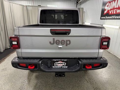 Used 2020 Jeep Gladiator Rubicon image 5
