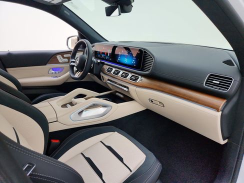 New 2026 Mercedes-Benz GLS 63 AMG 4MATIC image 20