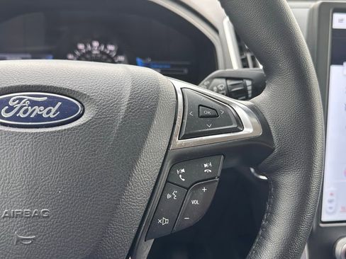 Certified 2024 Ford Edge SEL w/ Convenience Package image 28