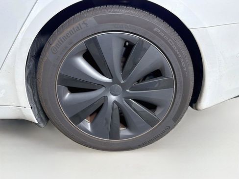 Used 2022 Tesla Model S AWD/4WD image 12