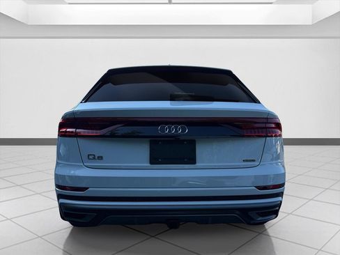 Used 2023 Audi Q8 Premium Plus w/ Premium Plus Package AWD/4WD image 4