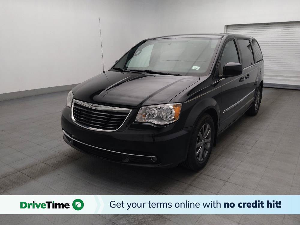Used 2014 Chrysler Town & Country S FWD image 1