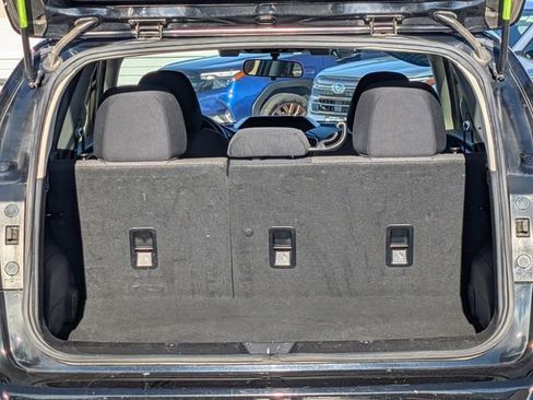 Used 2023 Subaru Crosstrek 2.0i image 18