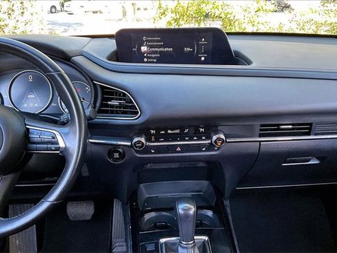 Used 2024 MAZDA CX-30 AWD 2.5 S w/ Preferred Package image 9