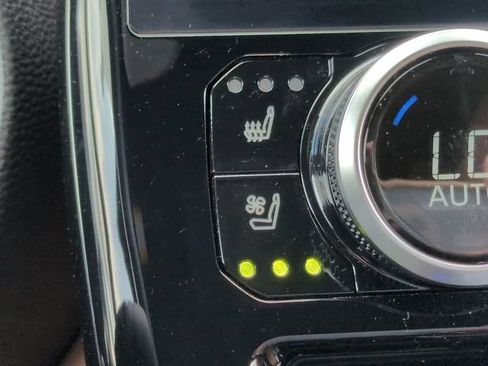 Certified 2024 Toyota Highlander Platinum FWD image 23
