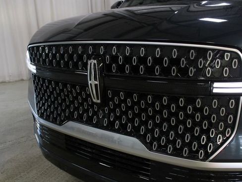 New 2026 Lincoln Navigator L Reserve AWD/4WD image 59
