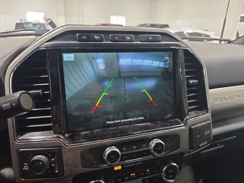 Used 2022 Ford F350 Lariat w/ Black Appearance Package AWD/4WD image 9