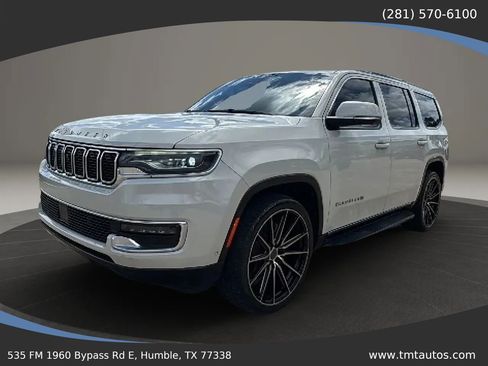 Used 2022 Jeep Wagoneer Series I w/ Convenience Group I RWD image 2
