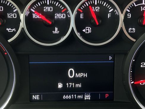 Used 2021 Chevrolet Silverado 2500 LT w/ Z71 Off-Road Package image 14