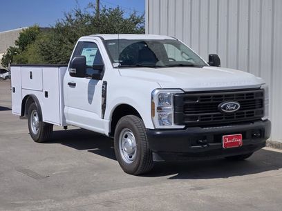 New 2025 Ford F250 XL w/ XL Driver Assist Package