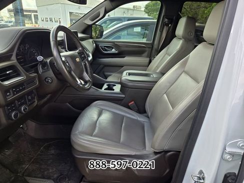 Used 2021 Chevrolet Tahoe LT w/ LT Signature Package AWD/4WD image 8