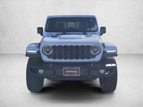 New 2025 Jeep Gladiator Rubicon image 2