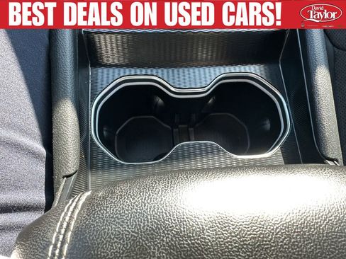 Used 2024 Jeep Grand Cherokee Altitude AWD/4WD image 19