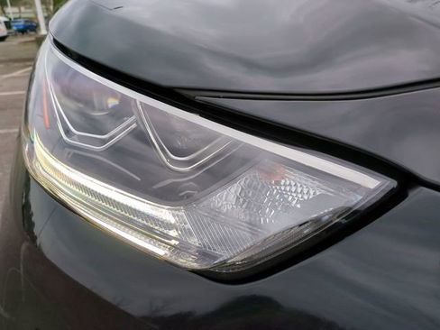 New 2026 Toyota Highlander Platinum image 10