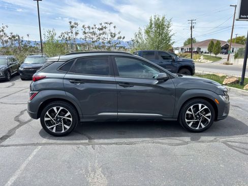 Used 2022 Hyundai Kona Limited image 4