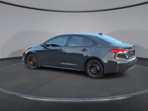 Used 2026 Toyota Corolla LE FWD image 6