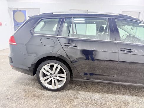 Used 2016 Volkswagen Golf SEL w/ Lighting Package (SEL) image 8