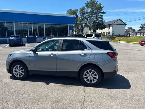 Used 2024 Chevrolet Equinox LT AWD/4WD image 35