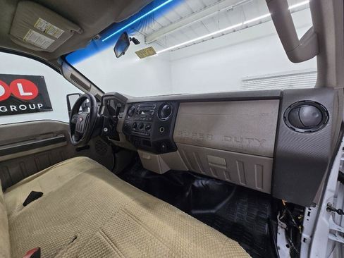 Used 2010 Ford F250 XL AWD/4WD image 19