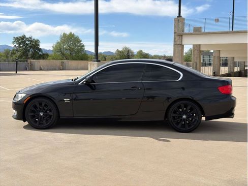 Used 2013 BMW 328i xDrive Coupe AWD/4WD image 4