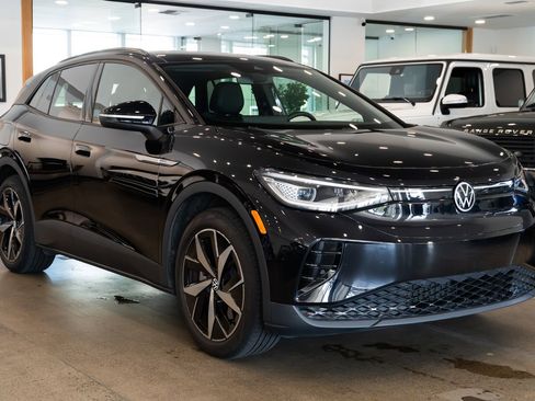 Used 2024 Volkswagen ID.4 Pro S RWD image 3