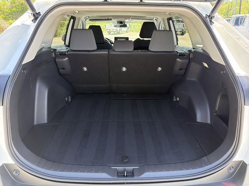 Used 2022 Toyota RAV4 XLE image 20