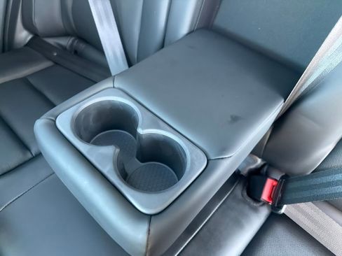 Used 2022 Nissan Rogue SV w/ SV Premium Package image 27