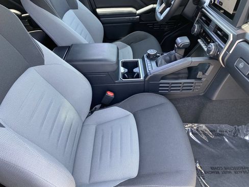 Certified 2025 Toyota 4Runner TRD Off-Road AWD/4WD image 17