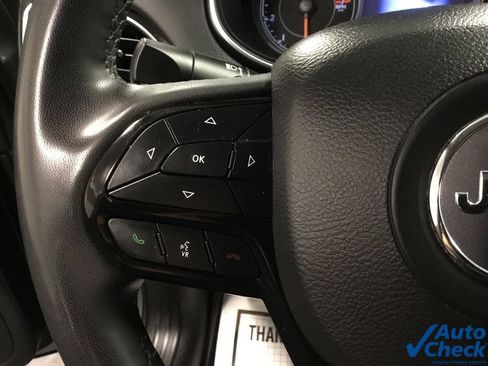 Used 2023 Jeep Cherokee Altitude Lux w/ Lux Elite Package AWD/4WD image 44