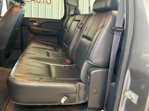 Used 2012 Chevrolet Silverado 2500 LTZ w/ LTZ Plus Package AWD/4WD image 17
