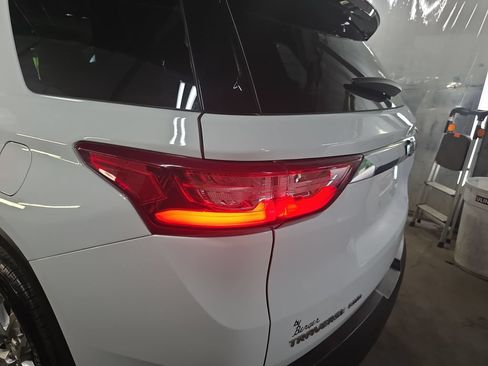 Used 2021 Chevrolet Traverse LT AWD/4WD image 37
