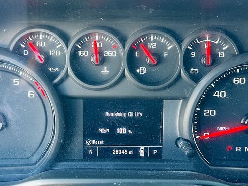 Certified 2024 Chevrolet Silverado 1500 Custom RWD image 12