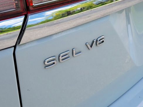 Used 2021 Volkswagen Atlas SEL FWD image 5