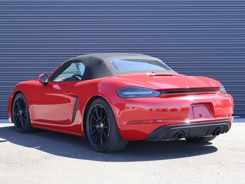 Used 2024 Porsche 718 Boxster GTS RWD image 3