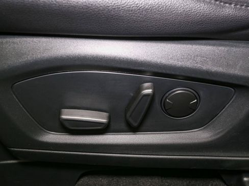 Used 2024 Ford Explorer Limited w/ Equipment Group 301A AWD/4WD image 43