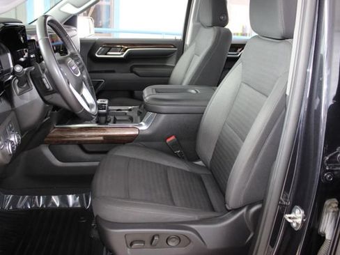 Used 2022 GMC Sierra 1500 Elevation RWD image 20