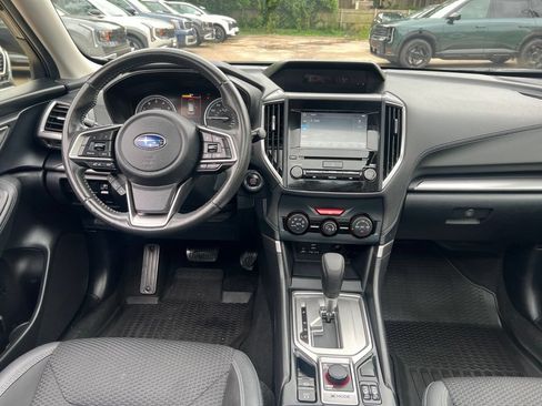 Used 2021 Subaru Forester Premium AWD/4WD image 17