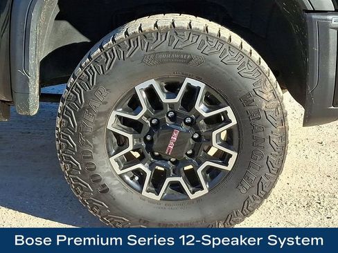 Used 2024 GMC Sierra 2500 AT4X image 11