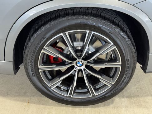 Certified 2025 BMW X5 xDrive50e w/ M Sport Package image 36