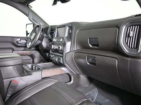 Used 2023 GMC Sierra 3500 Denali w/ Denali Ultimate Package AWD/4WD image 16