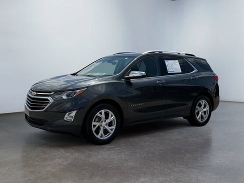 Used 2020 Chevrolet Equinox Premier w/ LPO, Floor Liner Package FWD image 7