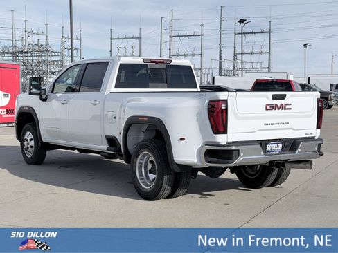 New 2026 GMC Sierra 3500 SLE image 7