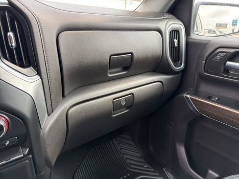 Used 2022 Chevrolet Silverado 1500 LT image 34