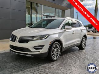 Used 2018 Lincoln MKC Reserve image 1